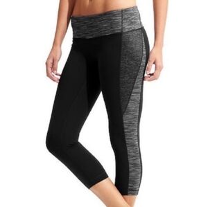 Athleta Remix Revelation Crop Tight Legging Black Gray